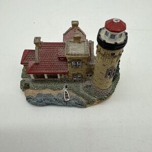 This Little Light of Mine Old Makinac Lighthouse Top May Be Missing A Piece